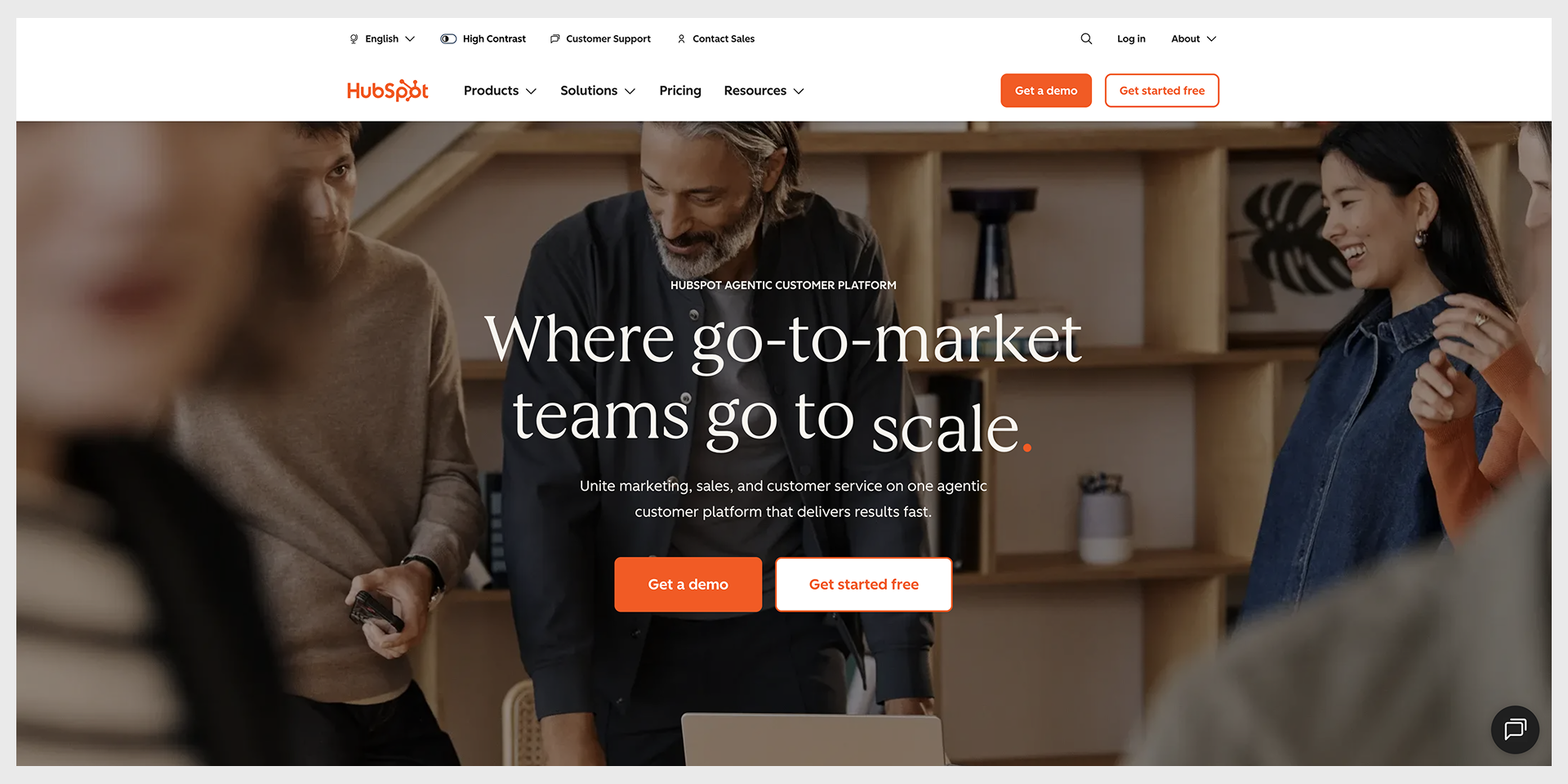 HubSpot homepage, proof and dual CTAs, captured August 2026 landing page examples